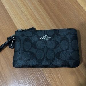 Coach Double Zip Wrislet